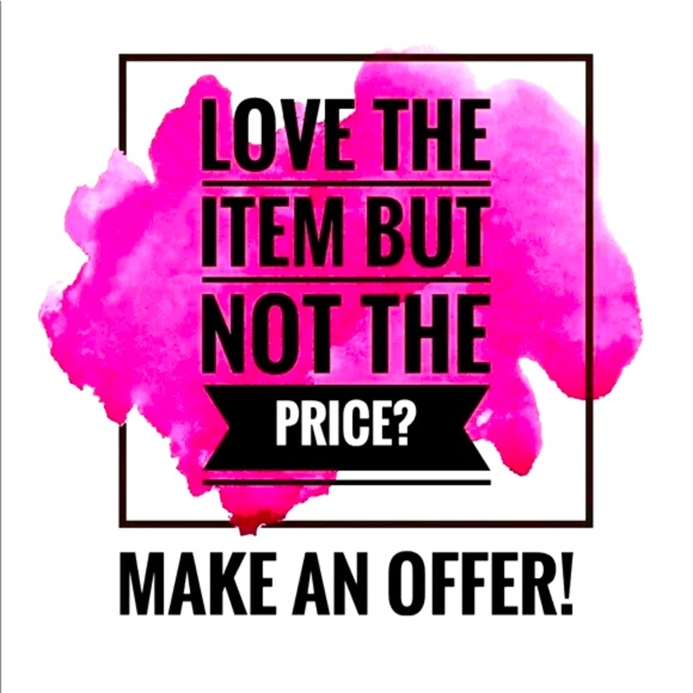 Shop my closet and make me an offer! You want it, and I don’t 🥰 Bundle and Save